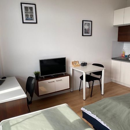 Sleepwell Apartments วรอตซวาฟ ภายนอก รูปภาพ