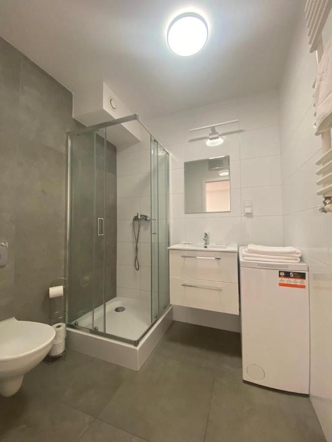 Sleepwell Apartments วรอตซวาฟ ภายนอก รูปภาพ